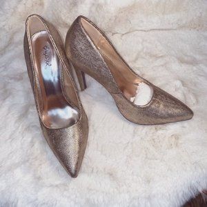 New Champagne Gold Color Pumps